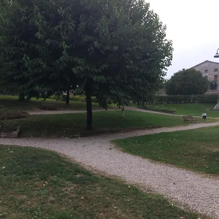 Locazione Turistica Isabella Castelnuovo del Garda